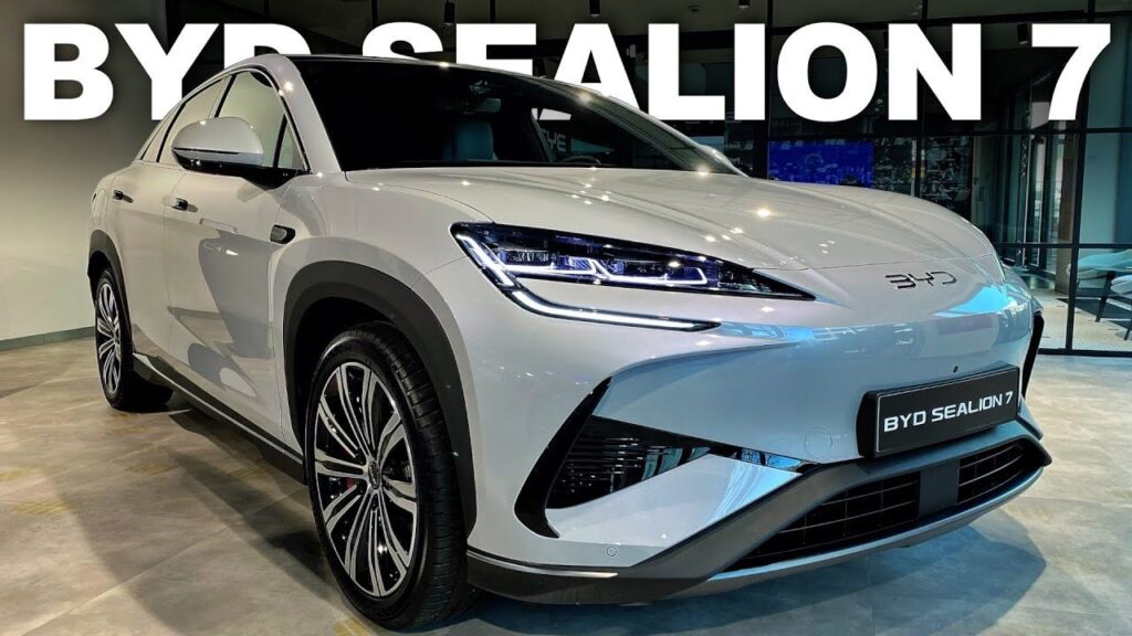 BYD Sealion 7