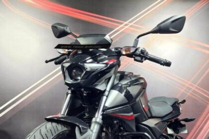 Bajaj Pulsar N160